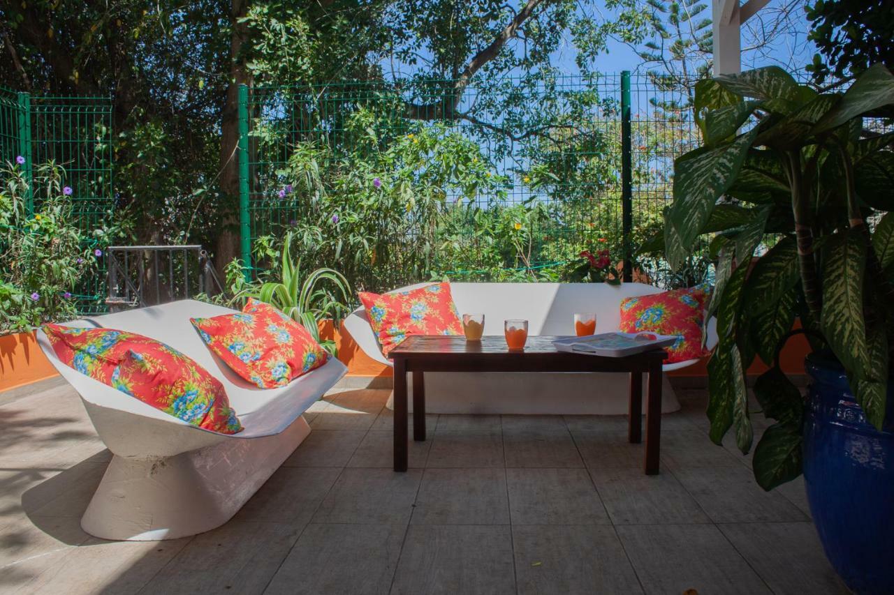 Le Cocon Hotel Le Moule Ngoại thất bức ảnh